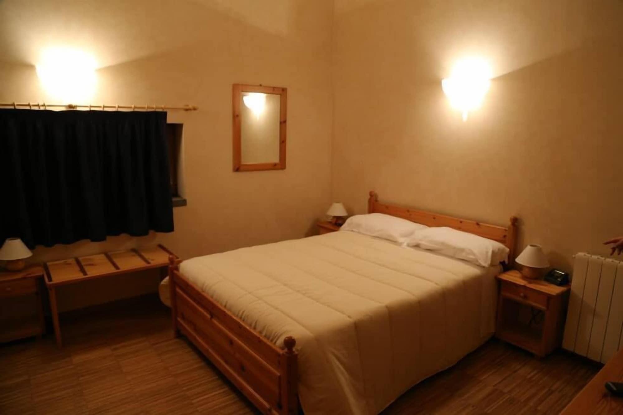 Hotel Rifugio Sapienza Nicolosi Esterno foto